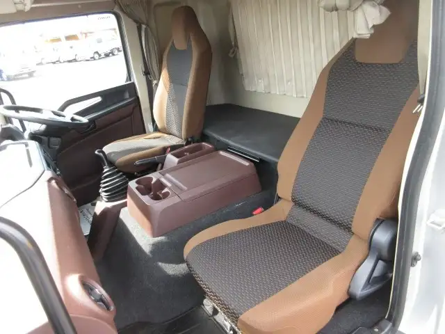日野 レンジャー 中型/増トン ウイング パワーゲート エアサスの中古トラック画像12