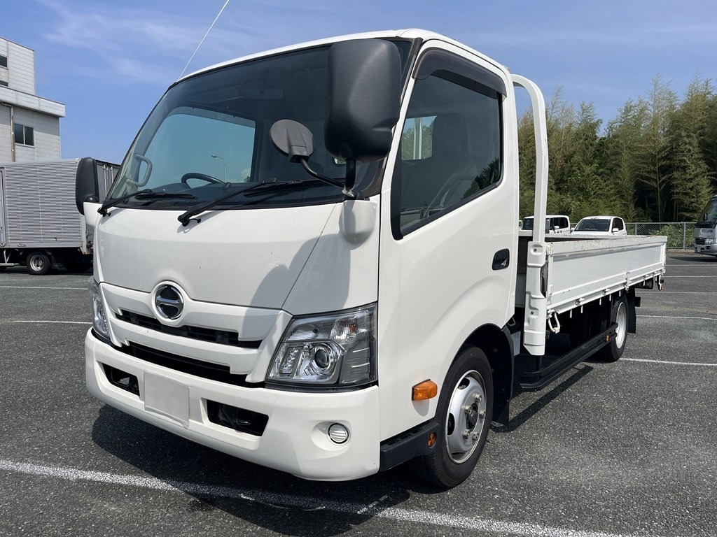 トヨタ トヨエース 小型 平ボディ TPG-XZU720 H30 の中古トラック【車両No.176086】