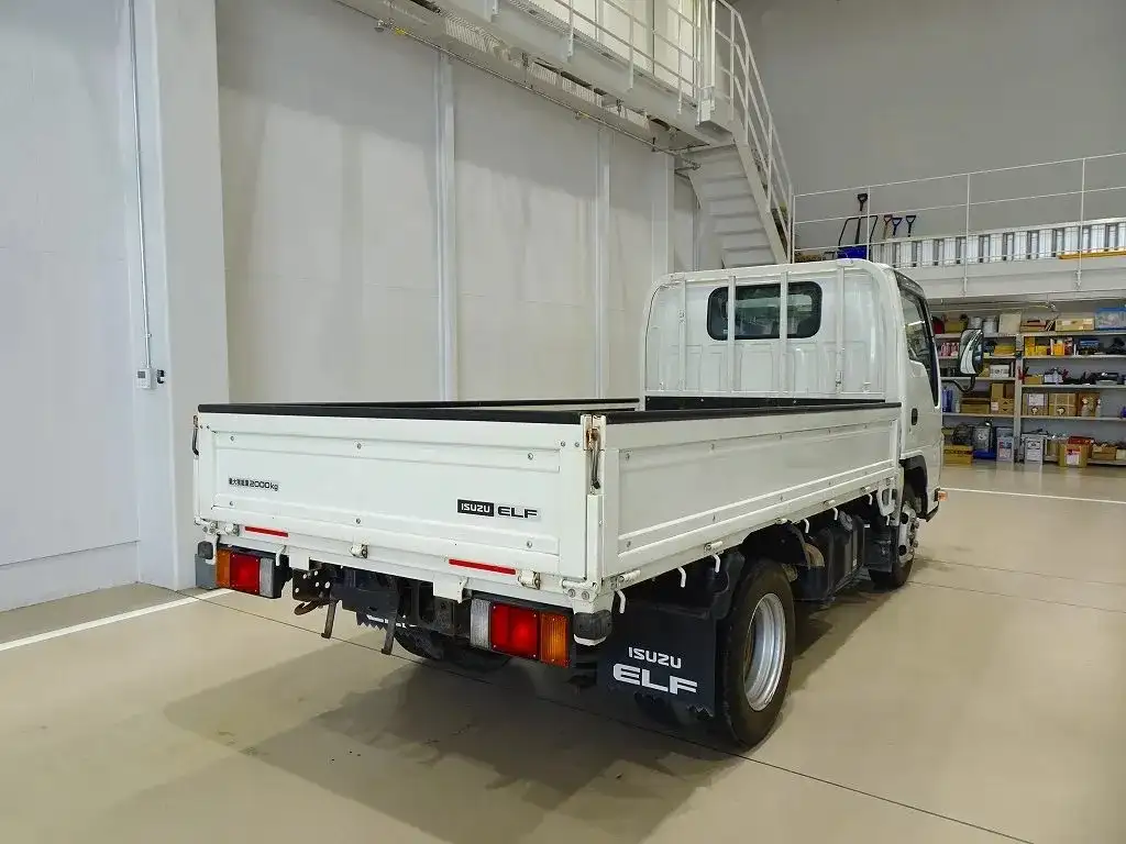 いすゞ エルフ 小型 平ボディ 床鉄板 TKG-NJR85Aの中古トラック画像2