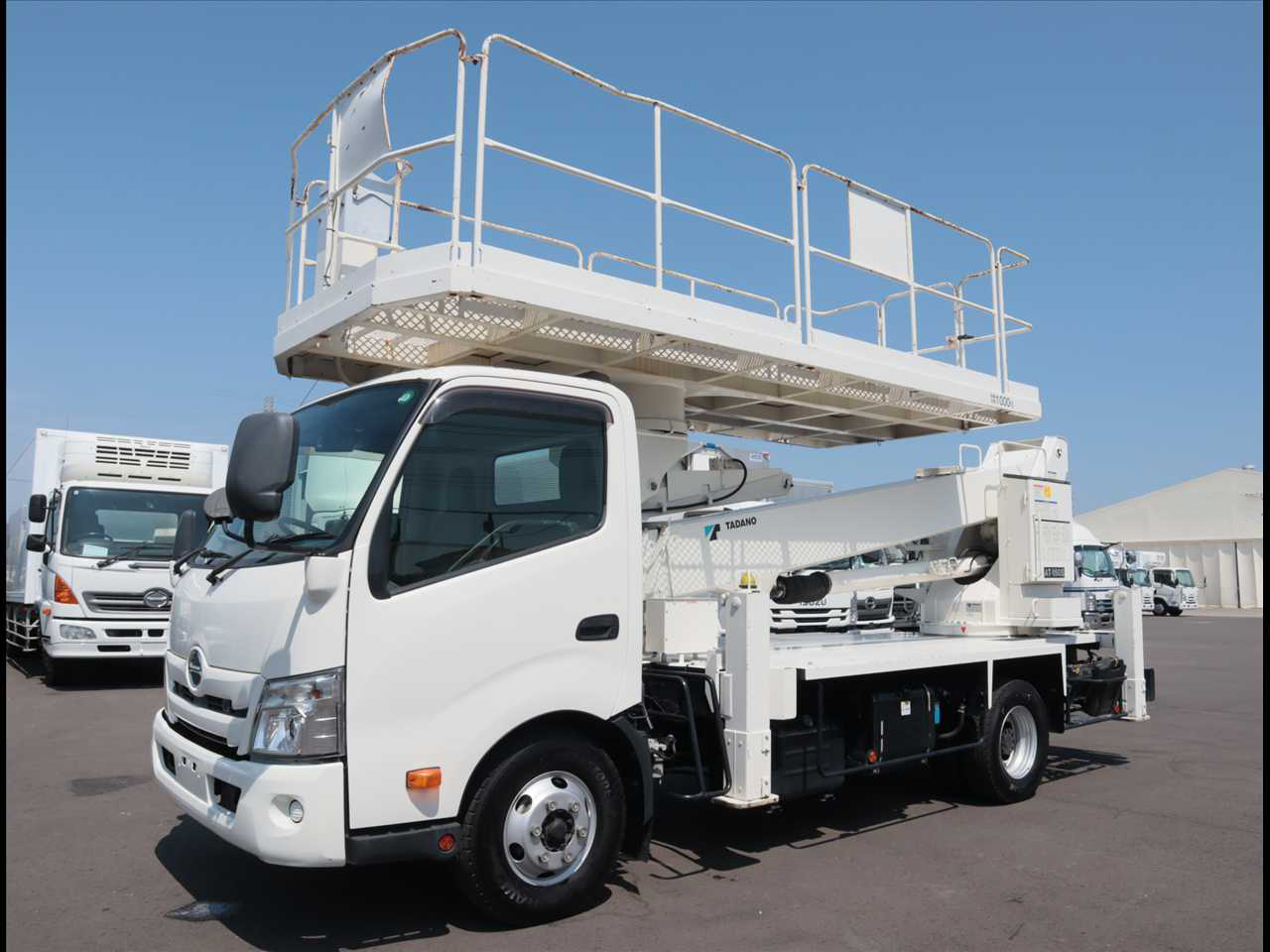 日野 デュトロ 小型 高所・建柱車 高所作業車