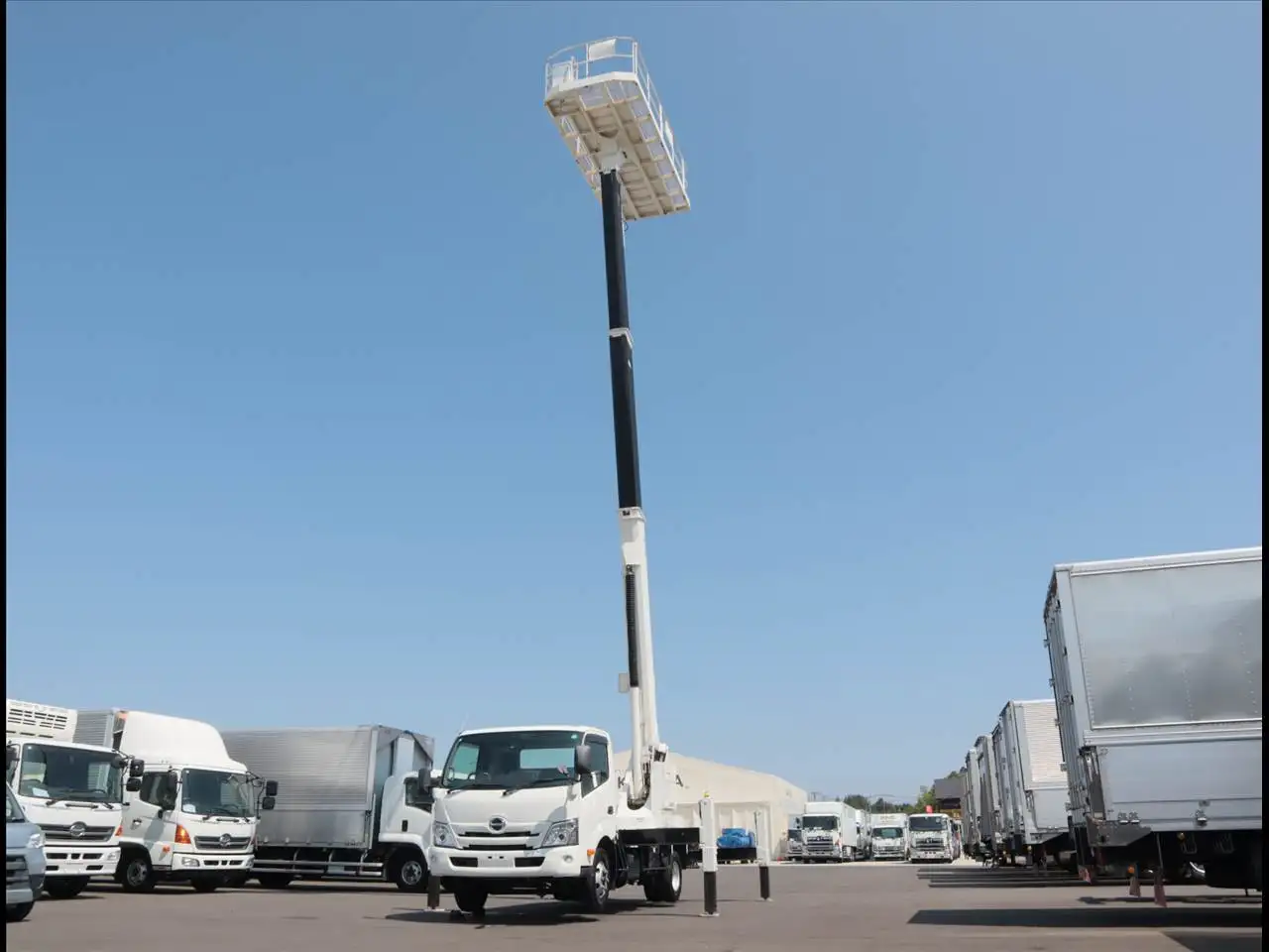 日野 デュトロ 小型 高所・建柱車 高所作業車 2PG-XZU712Mの中古トラック画像5