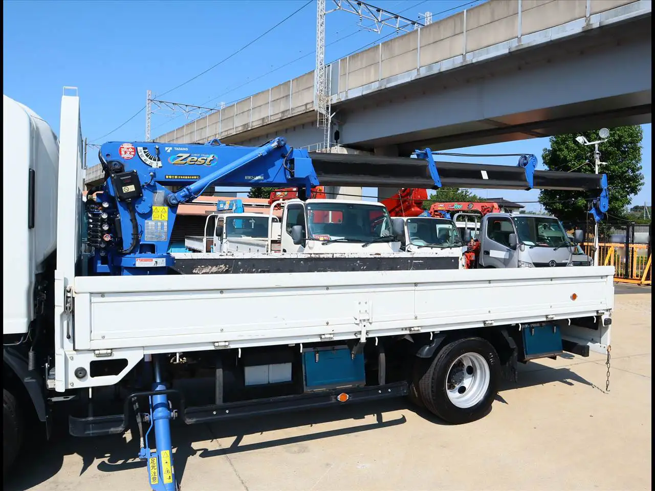 いすゞ エルフ 小型 クレーン付 横置簡易クレーン 4段の中古トラック画像5