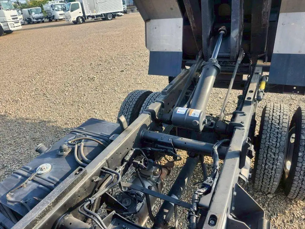 日野 デュトロ 小型 ダンプ 土砂禁 ステンレス張りの中古トラック画像16