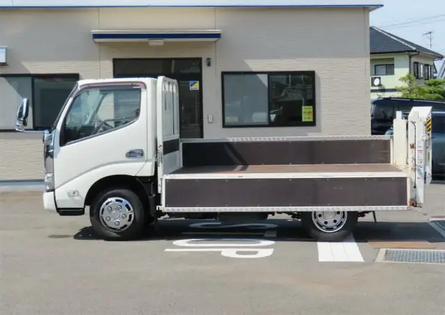 日野 デュトロ 小型 平ボディ パワーゲート TPG-XZU605Mの中古トラック画像8