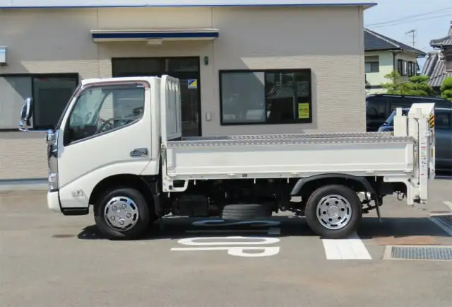 日野 デュトロ 小型 平ボディ パワーゲート TPG-XZU605Mの中古トラック画像7