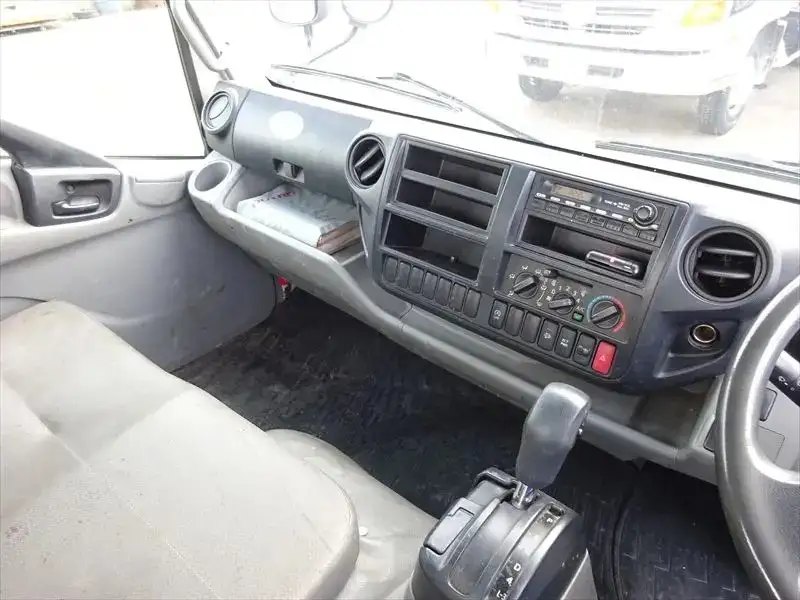 日野 デュトロ 小型 平ボディ SKG-XZC710M H24の中古トラック画像13