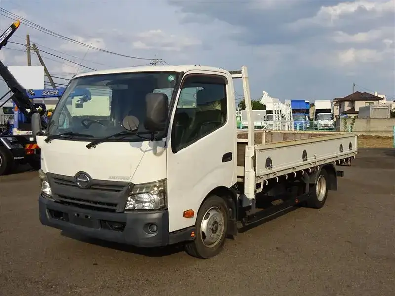日野 デュトロ 小型 平ボディ SKG-XZC710M H24 の中古トラック【車両No.195889】