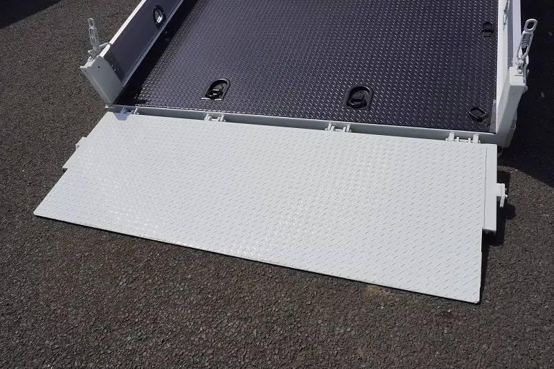 三菱 キャンター 小型 車両重機運搬 ラジコン ウインチの中古トラック画像8