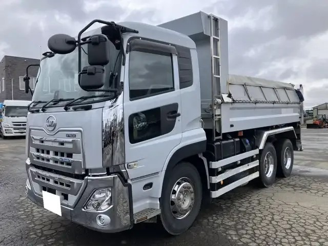 日産UD クオン 大型 ダンプ