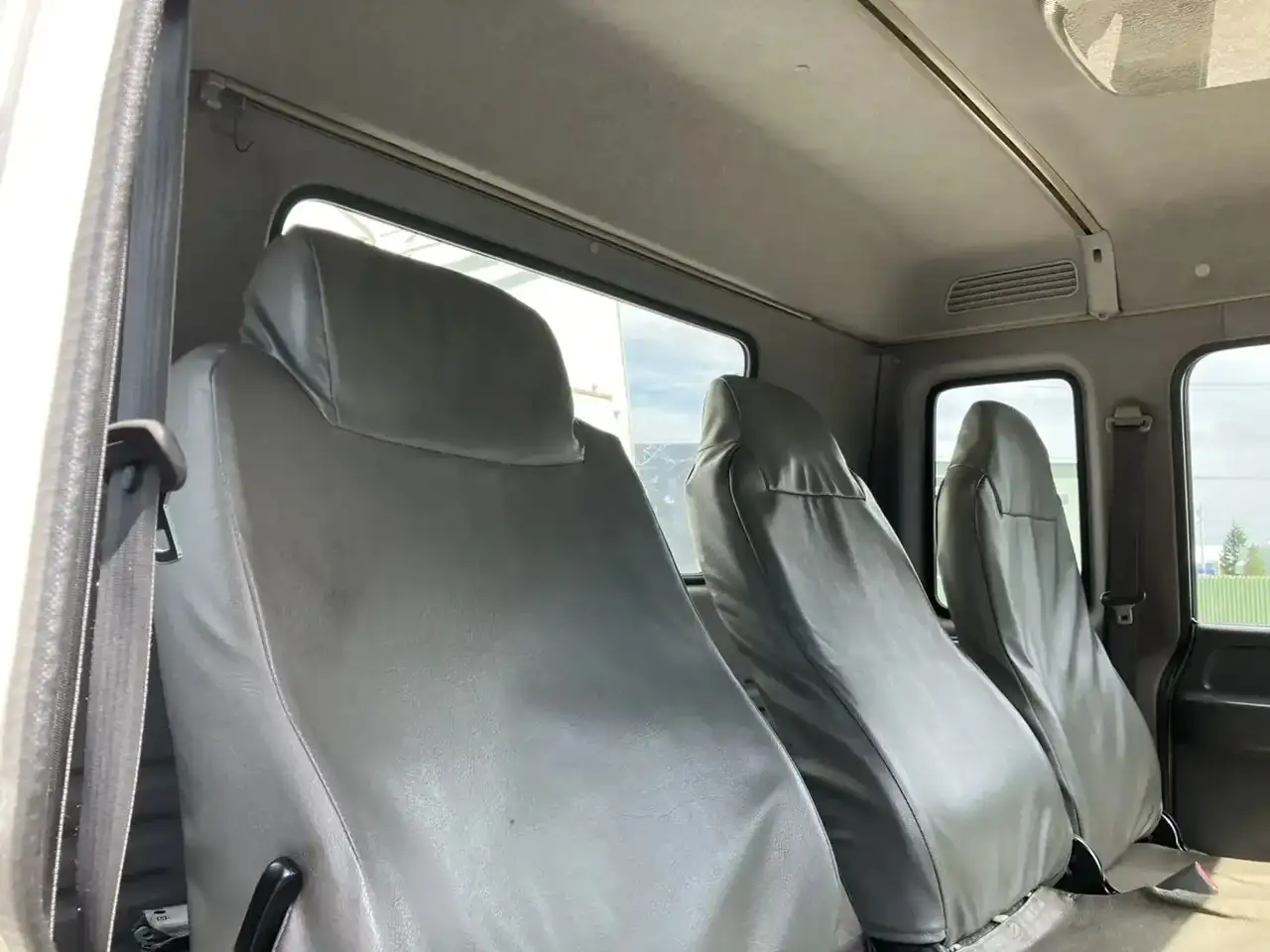 いすゞ フォワード 中型/増トン パッカー車 プレス式 ベッドの中古トラック画像11
