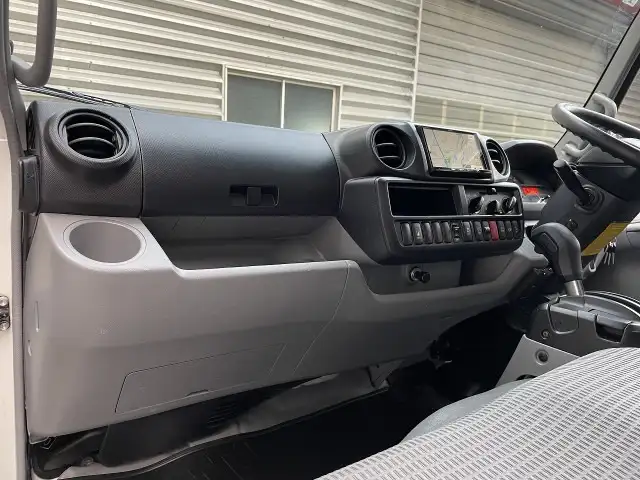 トヨタ トヨエース 小型 アルミバン パワーゲート サイドドアの中古トラック画像12