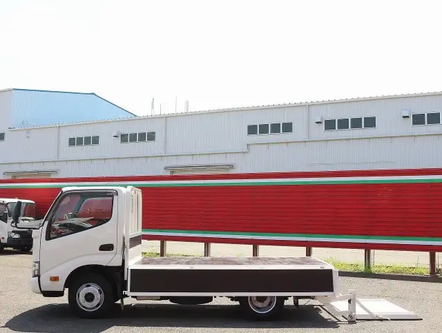 日野 デュトロ 小型 平ボディ パワーゲート TPG-XZC605Mの中古トラック画像8
