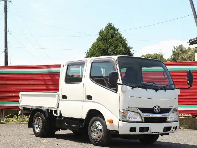 トヨタ ダイナ 小型 平ボディ Wキャブ TKG-XZU605の中古トラック画像2