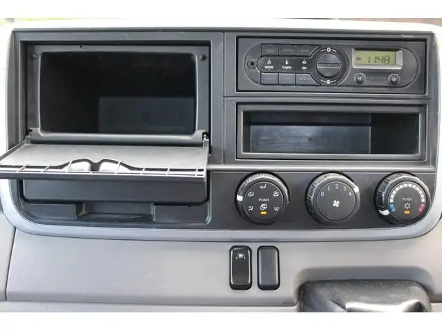 三菱 キャンター 小型 平ボディ  H30の中古トラック画像12
