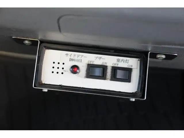 トヨタ ダイナ 小型 アルミバン ボトルカー サイドドアの中古トラック画像13