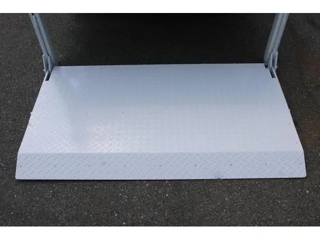 日野 デュトロ 小型 平ボディ パワーゲート 床鉄板の中古トラック画像7