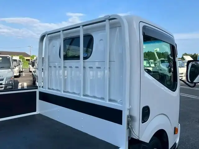 日産 アトラス 小型 平ボディ  H25の中古トラック画像5
