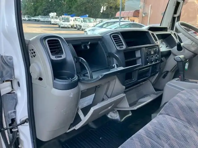 日産 アトラス 小型 平ボディ  H25の中古トラック画像10
