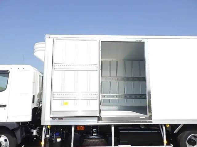 日野 レンジャー 中型/増トン 冷凍冷蔵 低温 パワーゲートの中古トラック画像10