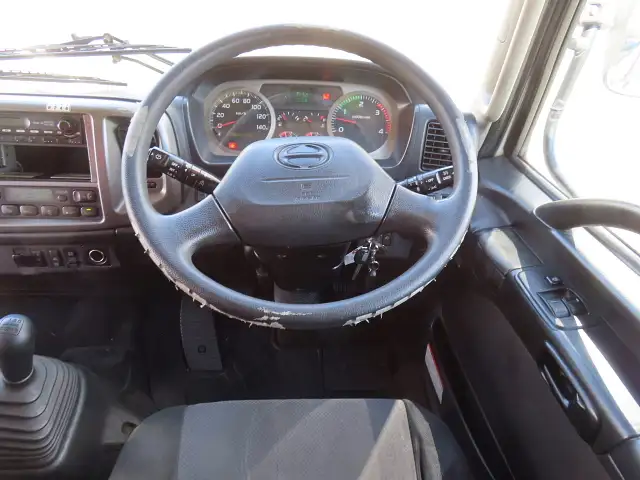 日野 レンジャー 中型/増トン ウイング ベッド TKG-FD7JLAAの中古トラック画像12