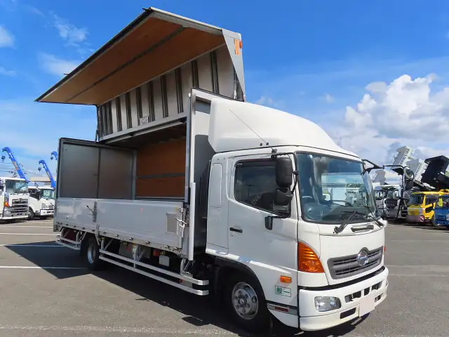 日野 レンジャー 中型/増トン ウイング ベッド TKG-FD7JLAAの中古トラック画像3