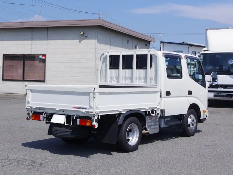 日野 デュトロ 小型 平ボディ Wキャブ 2KG-XZU605Mの中古トラック画像4