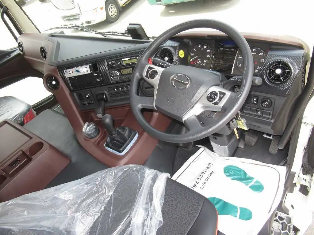 日野 プロフィア 大型 ミキサー・ポンプ ベッド 2DG-FS1AGEの中古トラック画像12