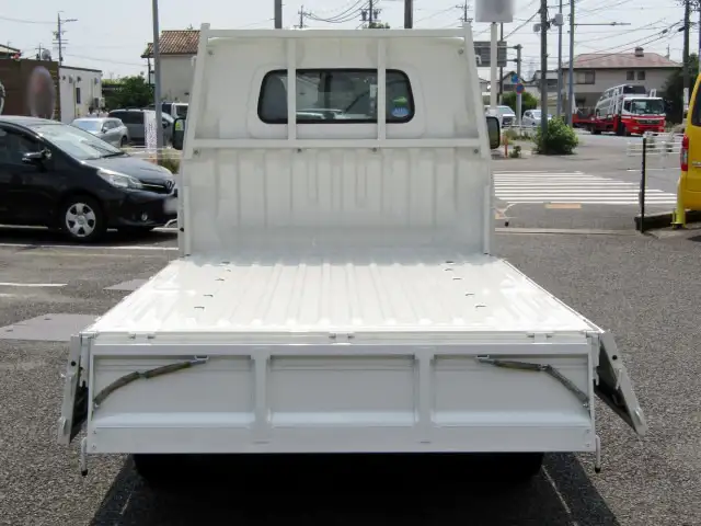 マツダ ボンゴ 小型 平ボディ 5BF-S413F R3の中古トラック画像6