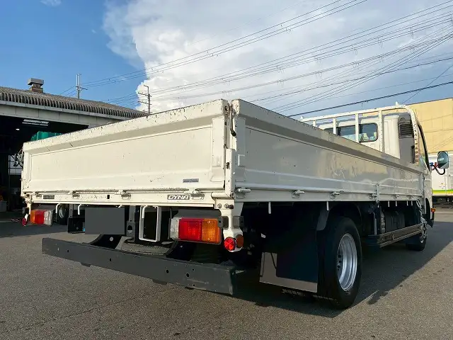 トヨタ ダイナ 小型 平ボディ 2RG-XZU712 R3の中古トラック画像3