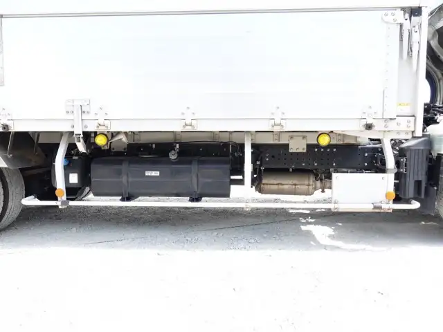 三菱 キャンター 小型 ウイング TPG-FEB90 H29の中古トラック画像15