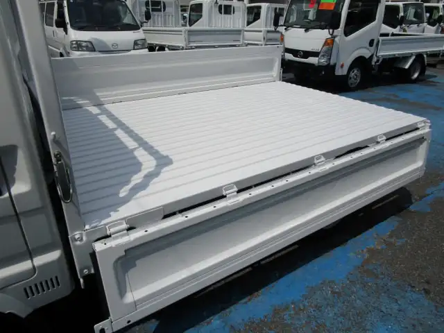 マツダ ボンゴ 小型 平ボディ DBF-SLP2T R2の中古トラック画像9