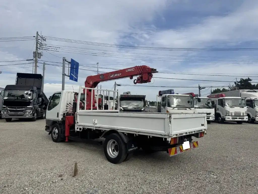 三菱 キャンター 小型 クレーン付 床鉄板 4段の中古トラック画像4