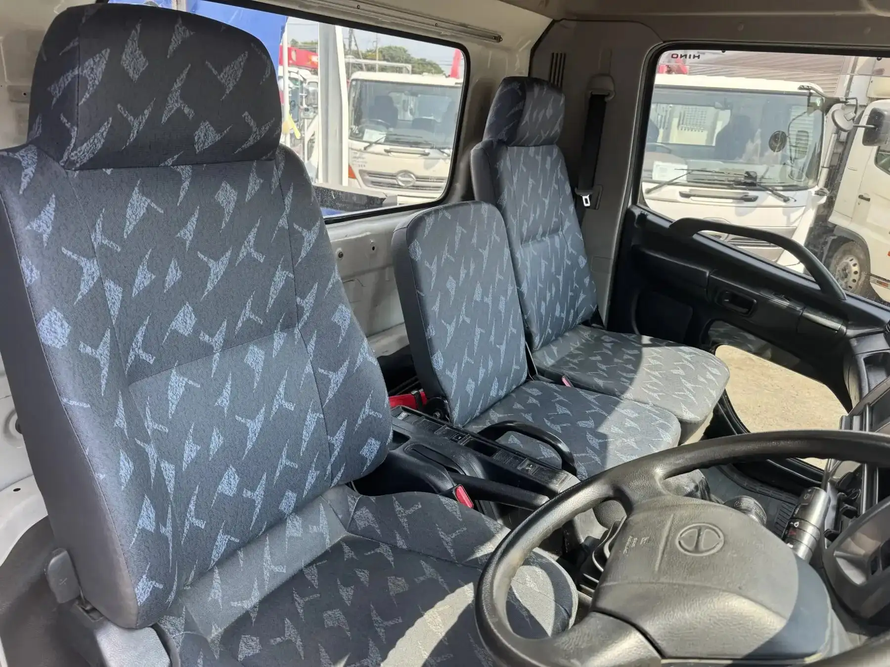 日野 レンジャー 中型/増トン クレーン付 4段 ラジコンの中古トラック画像12