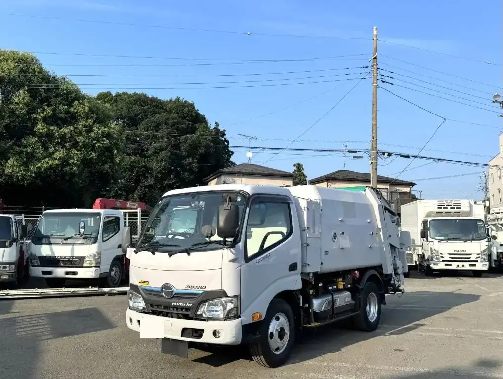 日野 デュトロ 小型 パッカー車 巻き込み式 回転ダンプ式 の中古トラック【車両No.196112】