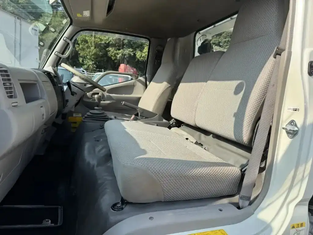 トヨタ ダイナ 小型 車両重機運搬 ウインチ PB-XZU423の中古トラック画像13