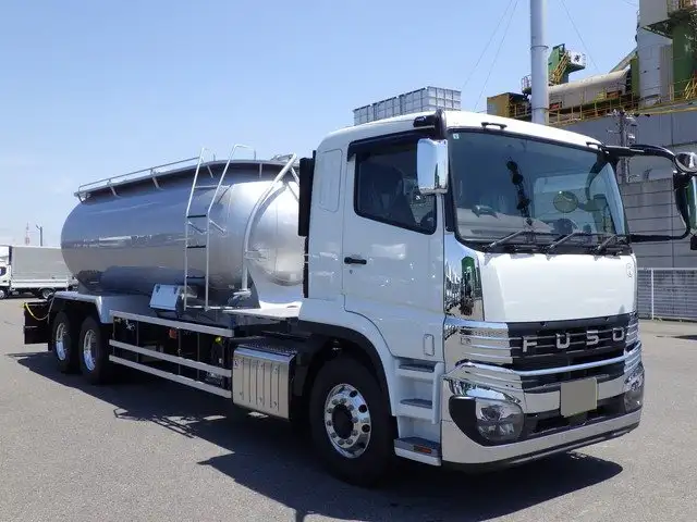 三菱 スーパーグレート 大型 タンク車 バルク 2PG-FU84GZの中古トラック画像2