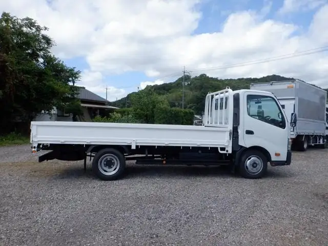 トヨタ ダイナ 小型 平ボディ  H28の中古トラック画像4