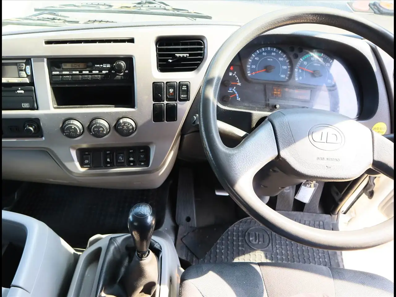 日産UD コンドル 中型/増トン ダンプ 土砂禁 TKG-LK38Nの中古トラック画像11