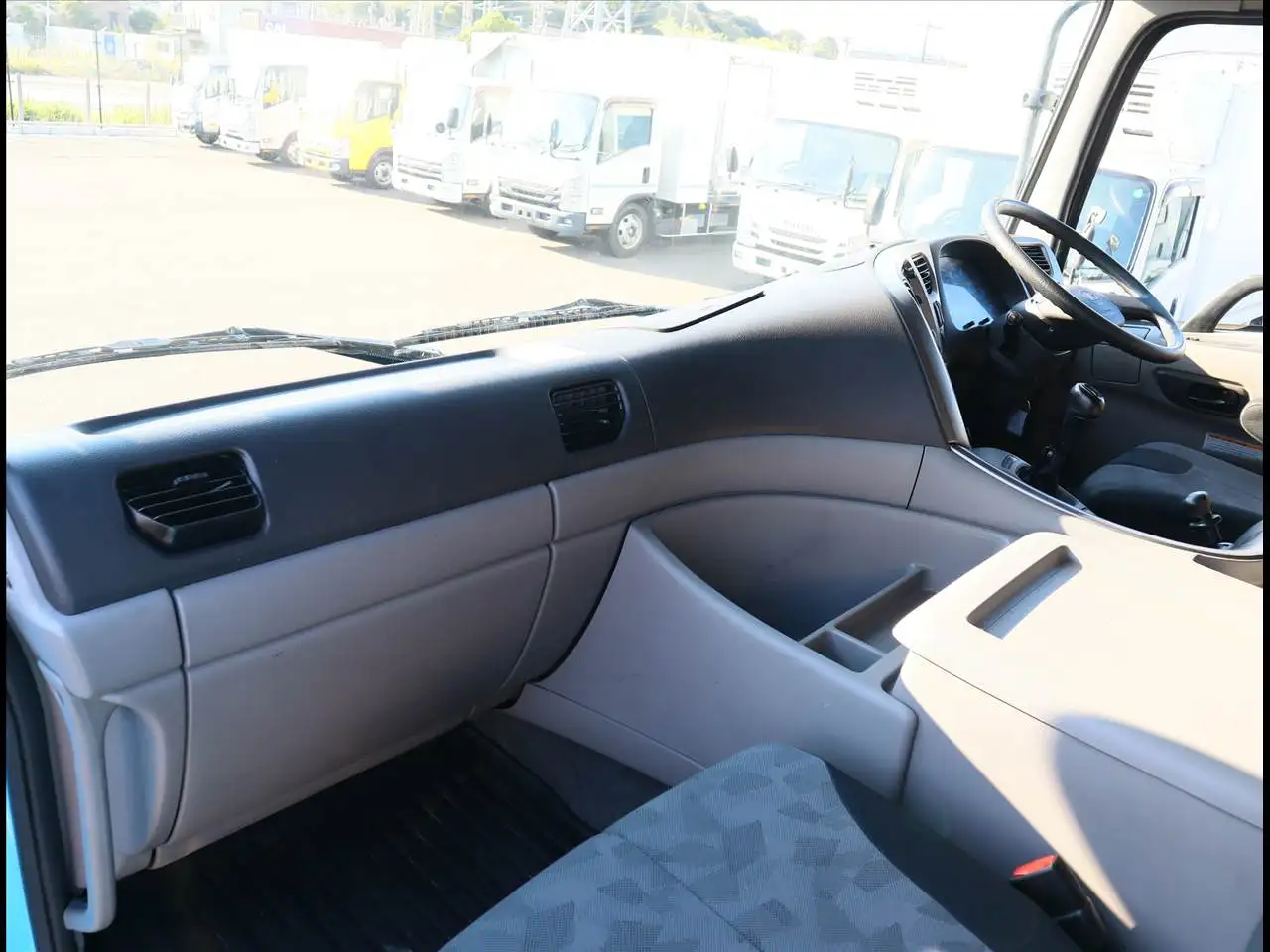 日産UD クオン 大型 ウイング パワーゲート ハイルーフの中古トラック画像12