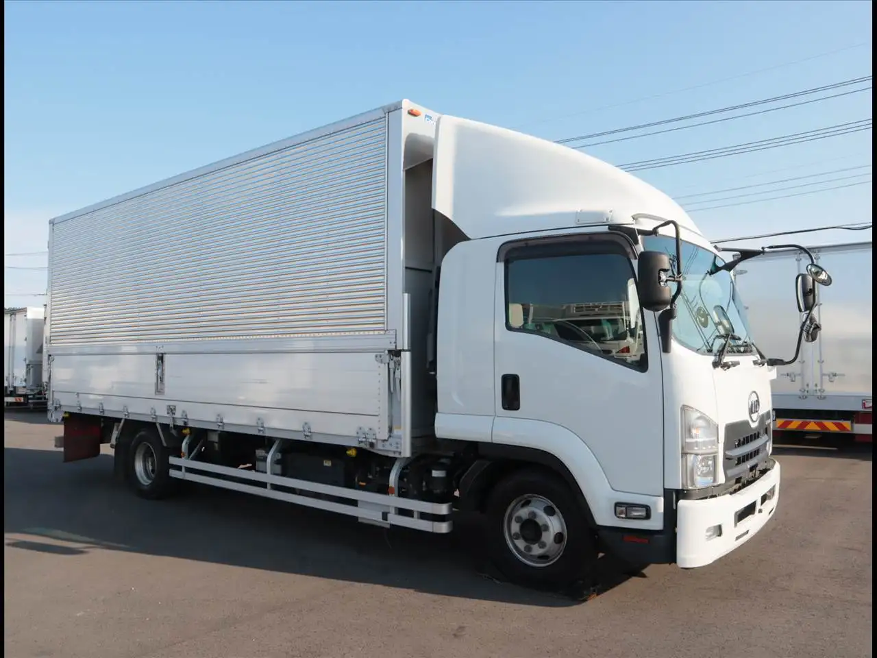 日産UD コンドル 中型/増トン ウイング エアサス ベッドの中古トラック画像2