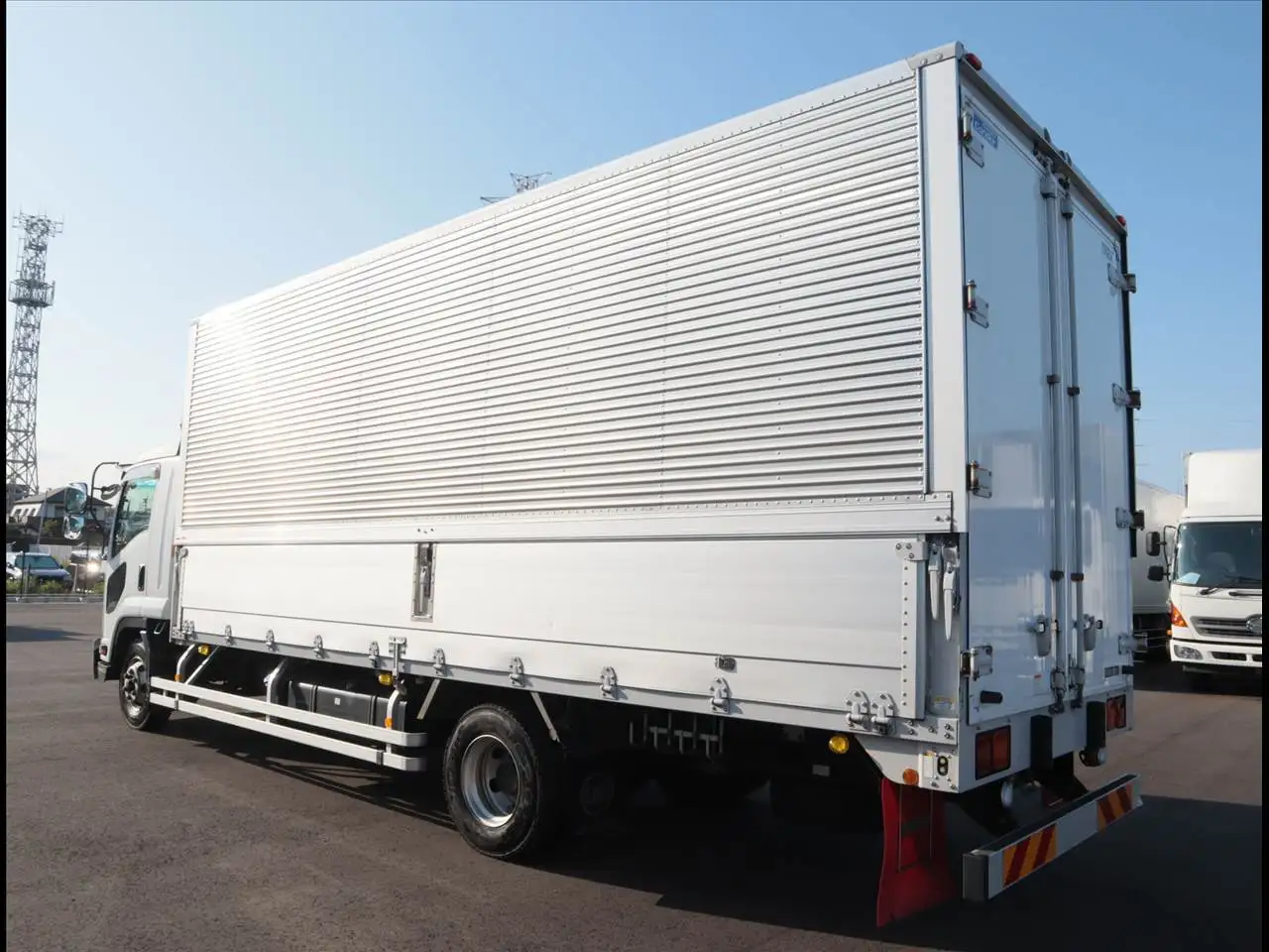 日産UD コンドル 中型/増トン ウイング エアサス ベッドの中古トラック画像4