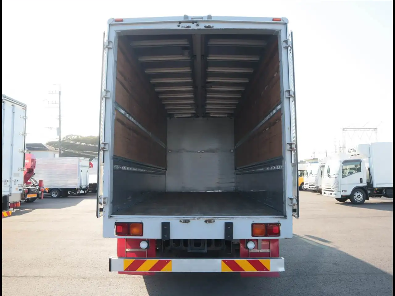 日産UD コンドル 中型/増トン ウイング エアサス ベッドの中古トラック画像7
