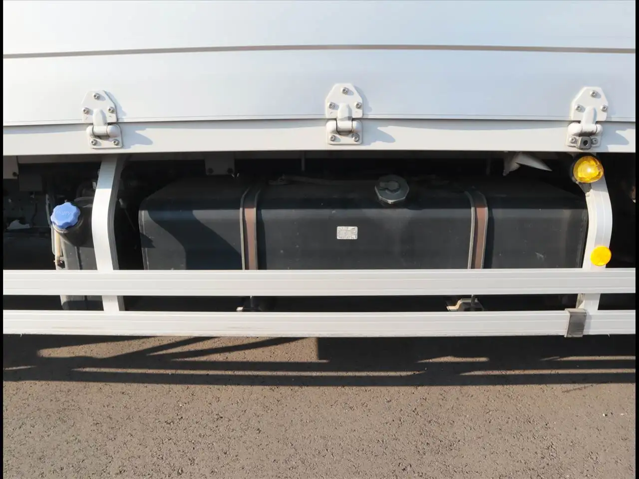 日産UD コンドル 中型/増トン ウイング エアサス ベッドの中古トラック画像18
