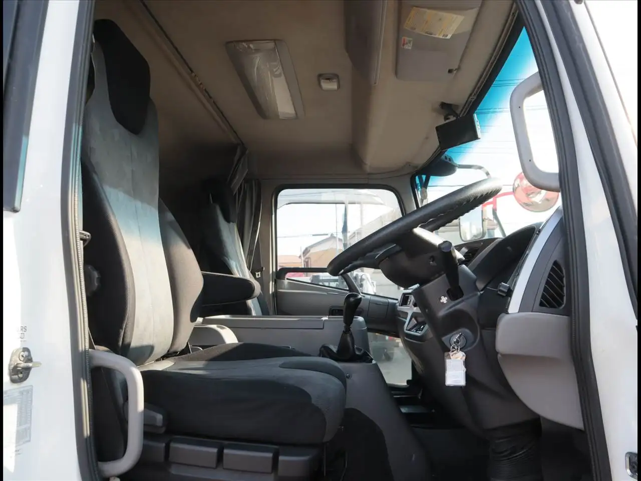 日産UD コンドル 中型/増トン ウイング ベッド TKG-MK38Lの中古トラック画像11