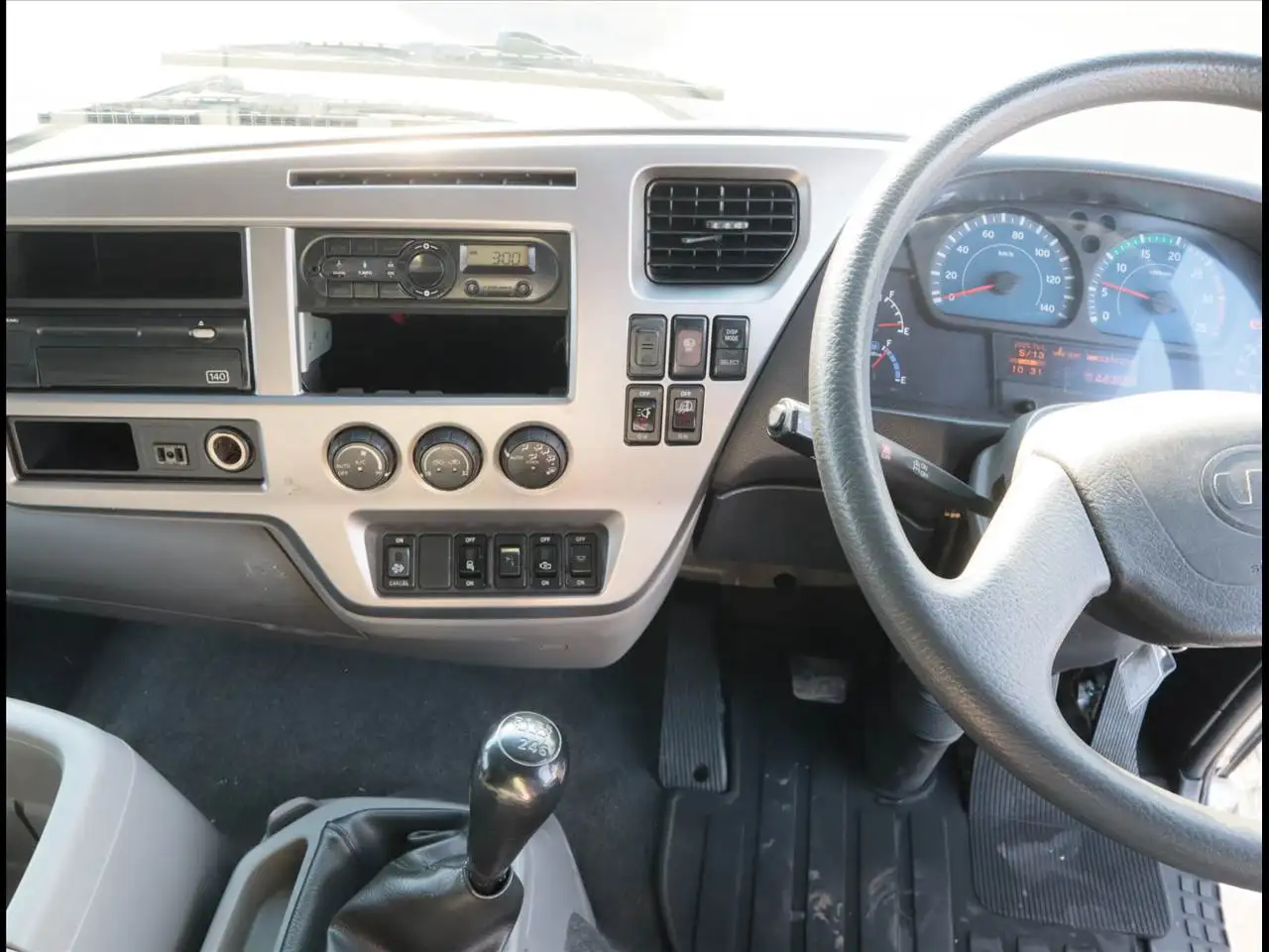 日産UD コンドル 中型/増トン ウイング ベッド TKG-MK38Lの中古トラック画像14