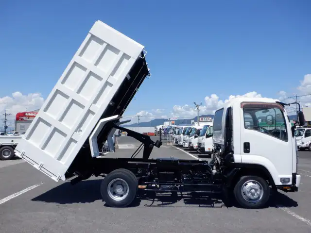 いすゞ フォワード 中型/増トン ダンプ 土砂禁 ステンレス張りの中古トラック画像6