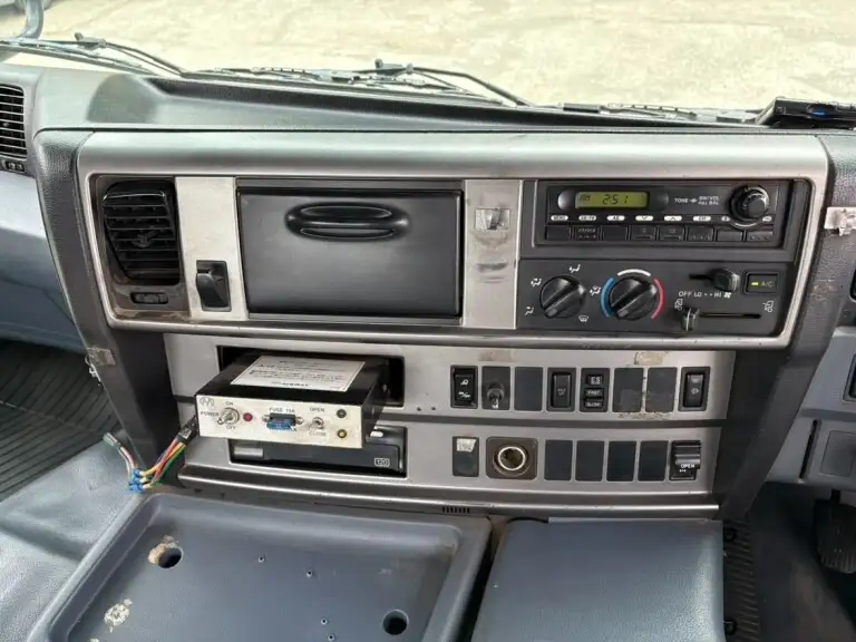 日野 プロフィア 大型 ミキサー・ポンプ ベッド BDG-FS1EKXAの中古トラック画像13