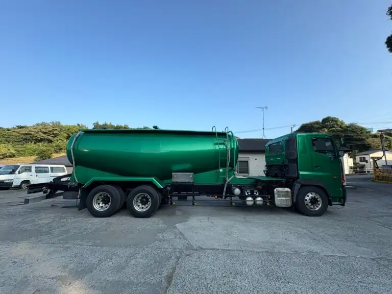 日野 プロフィア 大型 タンク車 バルク QKG-FR1AXBGの中古トラック画像4