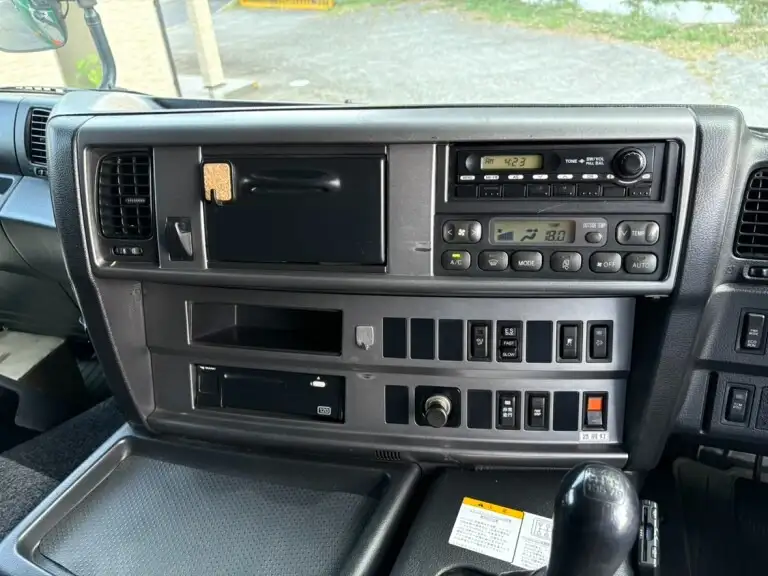 日野 プロフィア 大型 タンク車 バルク QKG-FR1AXBGの中古トラック画像12