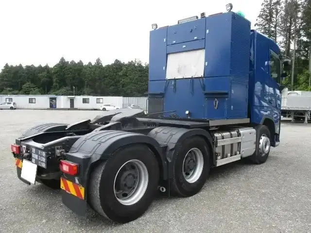 ボルボ トラック 大型 トラクター ハイルーフ 2デフの中古トラック画像3